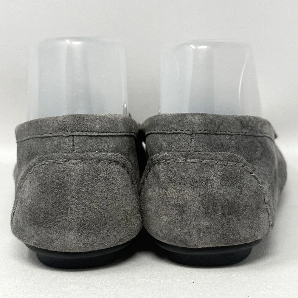Vionic Womens Mesa‎ 9 Gray Suede Loafer Silver Chain Preppy Academia NO INSERTS